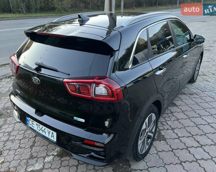 Черный Киа Niro, объемом двигателя 0 л и пробегом 95 тыс. км за 18300 $, фото 2 на Automoto.ua