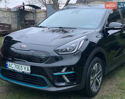 Чорний Кіа Niro, об'ємом двигуна 0 л та пробігом 159 тис. км за 17999 $, фото 1 на Automoto.ua