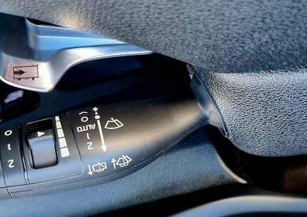 Черный Киа Niro, объемом двигателя 0 л и пробегом 89 тыс. км за 19899 $, фото 68 на Automoto.ua