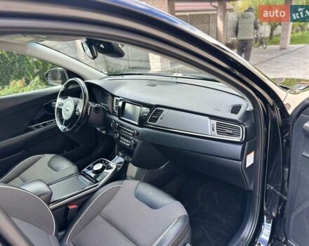 Киа Niro 2019 в Виннице на Automoto.ua Черный Киа Niro, объемом двигателя 0 л и пробегом 108 тыс. км за 15900 $, фото 6 на Automoto.ua