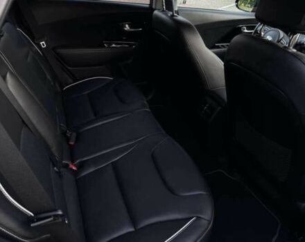Чорний Кіа Niro, об'ємом двигуна 0 л та пробігом 111 тис. км за 16900 $, фото 10 на Automoto.ua