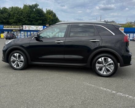 Киа Niro 2019 в Киеве на Automoto.ua Черный Киа Niro, объемом двигателя 0 л и пробегом 128 тыс. км за 17400 $, фото 4 на Automoto.ua