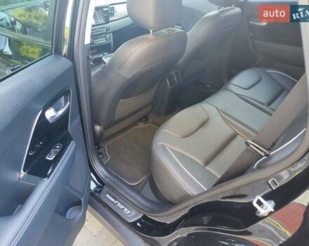 Черный Киа Niro, объемом двигателя 0 л и пробегом 140 тыс. км за 19173 $, фото 1 на Automoto.ua