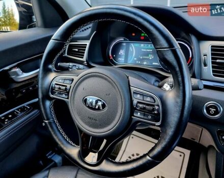 Черный Киа Niro, объемом двигателя 0 л и пробегом 89 тыс. км за 19899 $, фото 64 на Automoto.ua