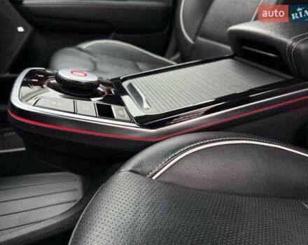 Чорний Кіа Niro, об'ємом двигуна 0 л та пробігом 165 тис. км за 18800 $, фото 38 на Automoto.ua