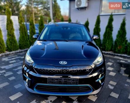 Черный Киа Niro, объемом двигателя 0 л и пробегом 89 тыс. км за 19899 $, фото 10 на Automoto.ua