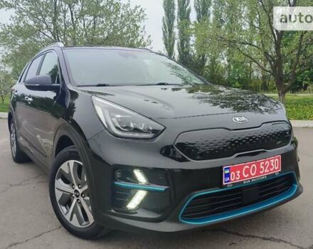 Чорний Кіа Niro, об'ємом двигуна 0 л та пробігом 105 тис. км за 19499 $, фото 35 на Automoto.ua