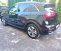 Чорний Кіа Niro, об'ємом двигуна 0 л та пробігом 121 тис. км за 19280 $, фото 2 на Automoto.ua
