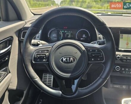 Черный Киа Niro, объемом двигателя 0 л и пробегом 69 тыс. км за 19399 $, фото 72 на Automoto.ua