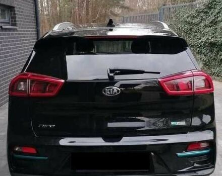 Киа Niro 2019 в Киеве на Automoto.ua Черный Киа Niro, объемом двигателя 0 л и пробегом 120 тыс. км за 11500 $, фото 4 на Automoto.ua