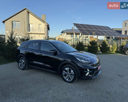 Черный Киа Niro, объемом двигателя 0 л и пробегом 71 тыс. км за 18999 $, фото 11 на Automoto.ua