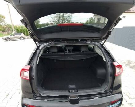 Черный Киа Niro, объемом двигателя 0 л и пробегом 113 тыс. км за 18200 $, фото 7 на Automoto.ua