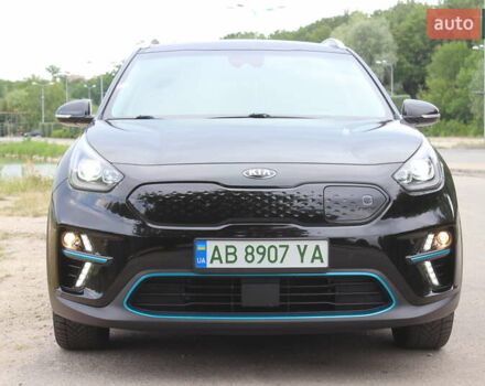 Чорний Кіа Niro, об'ємом двигуна 0 л та пробігом 78 тис. км за 19799 $, фото 7 на Automoto.ua