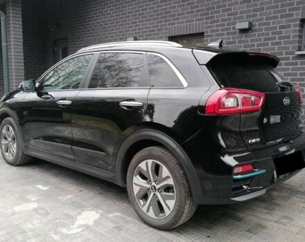 Киа Niro 2019 в Киеве на Automoto.ua Черный Киа Niro, объемом двигателя 0 л и пробегом 120 тыс. км за 11500 $, фото 5 на Automoto.ua