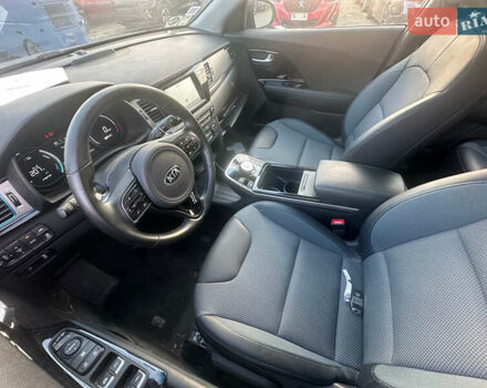 Киа Niro 2019 в Львове на Automoto.ua Черный Киа Niro, объемом двигателя 0 л и пробегом 58 тыс. км за 17000 $, фото 29 на Automoto.ua
