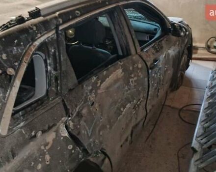 Чорний Кіа Niro, об'ємом двигуна 0 л та пробігом 130 тис. км за 7500 $, фото 4 на Automoto.ua