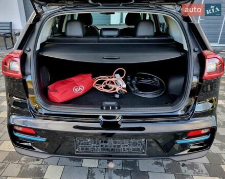 Черный Киа Niro, объемом двигателя 0 л и пробегом 89 тыс. км за 19899 $, фото 9 на Automoto.ua