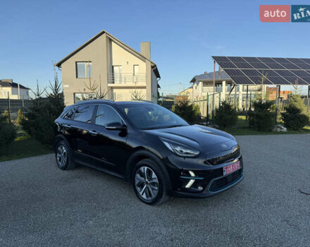 Черный Киа Niro, объемом двигателя 0 л и пробегом 71 тыс. км за 18999 $, фото 2 на Automoto.ua