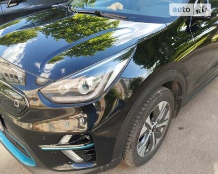 Чорний Кіа Niro, об'ємом двигуна 0 л та пробігом 154 тис. км за 22000 $, фото 74 на Automoto.ua