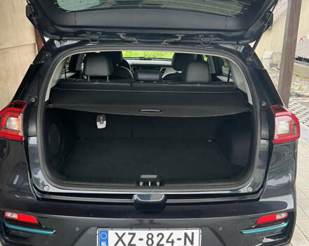 Чорний Кіа Niro, об'ємом двигуна 0 л та пробігом 138 тис. км за 17900 $, фото 36 на Automoto.ua