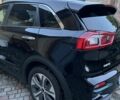 Чорний Кіа Niro, об'ємом двигуна 0 л та пробігом 105 тис. км за 17999 $, фото 3 на Automoto.ua