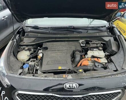 Черный Киа Niro, объемом двигателя 1.6 л и пробегом 233 тыс. км за 8400 $, фото 8 на Automoto.ua