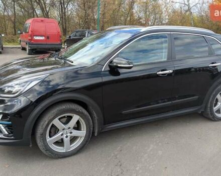 Черный Киа Niro, объемом двигателя 0 л и пробегом 135 тыс. км за 17300 $, фото 3 на Automoto.ua