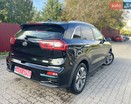 Киа Niro 2019 в Львове на Automoto.ua Черный Киа Niro, объемом двигателя 0 л и пробегом 58 тыс. км за 17000 $, фото 2 на Automoto.ua