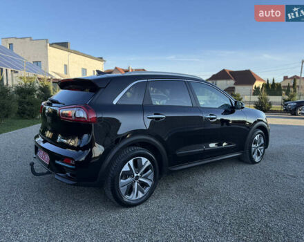 Черный Киа Niro, объемом двигателя 0 л и пробегом 71 тыс. км за 18999 $, фото 13 на Automoto.ua