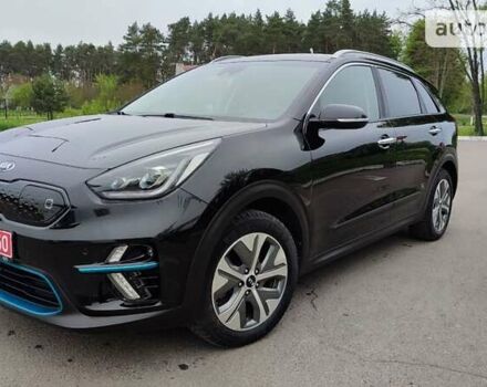 Чорний Кіа Niro, об'ємом двигуна 0 л та пробігом 105 тис. км за 19499 $, фото 40 на Automoto.ua