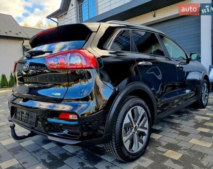 Черный Киа Niro, объемом двигателя 0 л и пробегом 89 тыс. км за 19899 $, фото 19 на Automoto.ua