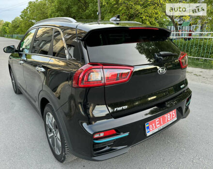 Чорний Кіа Niro, об'ємом двигуна 0 л та пробігом 91 тис. км за 19500 $, фото 6 на Automoto.ua