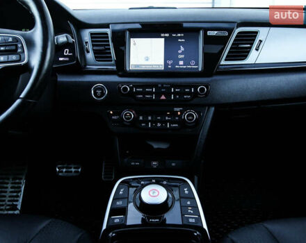 Черный Киа Niro, объемом двигателя 0 л и пробегом 31 тыс. км за 15500 $, фото 24 на Automoto.ua