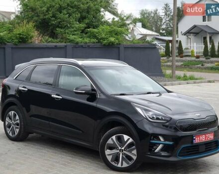 Черный Киа Niro, объемом двигателя 0 л и пробегом 113 тыс. км за 18200 $, фото 3 на Automoto.ua