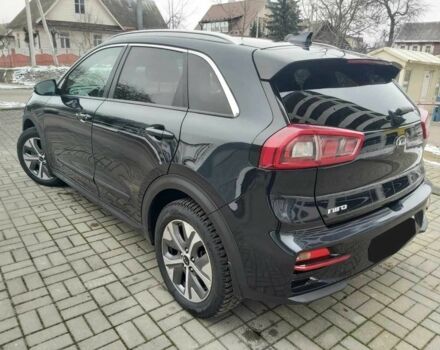 Чорний Кіа Niro, об'ємом двигуна 0 л та пробігом 54 тис. км за 15000 $, фото 2 на Automoto.ua