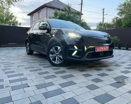 Чорний Кіа Niro, об'ємом двигуна 0 л та пробігом 153 тис. км за 18500 $, фото 1 на Automoto.ua