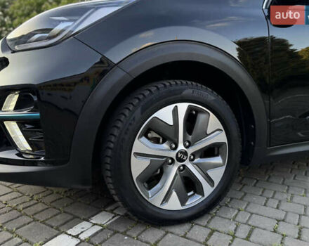 Кіа Niro 2019 у Кропивницькому (Кіровограді) на Automoto.ua Чорний Кіа Niro, об'ємом двигуна 0 л та пробігом 37 тис. км за 16000 $, фото 2 на Automoto.ua