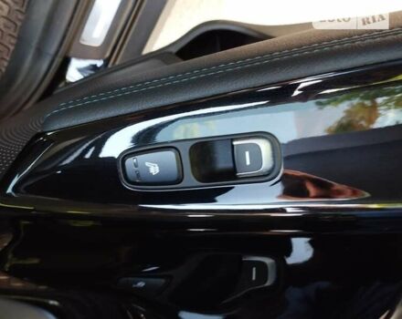 Чорний Кіа Niro, об'ємом двигуна 0 л та пробігом 154 тис. км за 22000 $, фото 22 на Automoto.ua