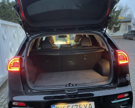 Черный Киа Niro, объемом двигателя 0 л и пробегом 207 тыс. км за 18500 $, фото 9 на Automoto.ua