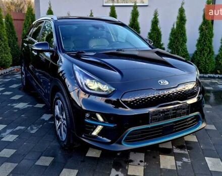 Черный Киа Niro, объемом двигателя 0 л и пробегом 89 тыс. км за 19899 $, фото 4 на Automoto.ua