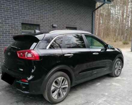 Киа Niro 2019 в Киеве на Automoto.ua Черный Киа Niro, объемом двигателя 0 л и пробегом 120 тыс. км за 11500 $, фото 3 на Automoto.ua