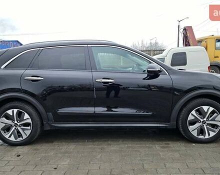 Черный Киа Niro, объемом двигателя 0 л и пробегом 139 тыс. км за 19800 $, фото 8 на Automoto.ua