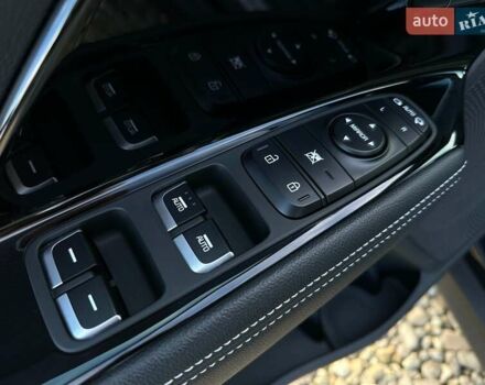 Киа Niro 2020 в Львове на Automoto.ua Черный Киа Niro, объемом двигателя 0 л и пробегом 68 тыс. км за 23200 $, фото 39 на Automoto.ua