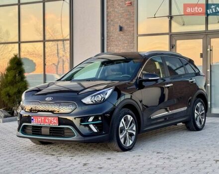 Черный Киа Niro, объемом двигателя 0 л и пробегом 110 тыс. км за 17999 $, фото 12 на Automoto.ua