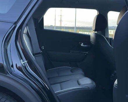 Чорний Кіа Niro, об'ємом двигуна 0 л та пробігом 98 тис. км за 19400 $, фото 29 на Automoto.ua