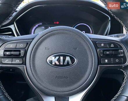 Чорний Кіа Niro, об'ємом двигуна 0 л та пробігом 88 тис. км за 22900 $, фото 30 на Automoto.ua