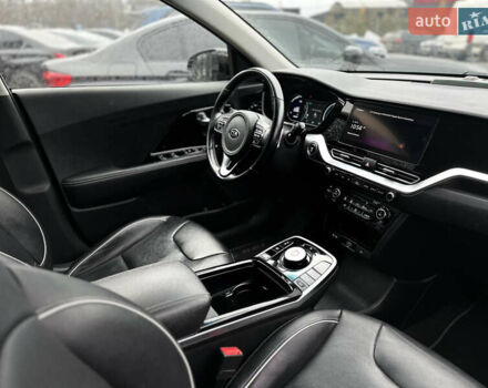 Черный Киа Niro, объемом двигателя 0 л и пробегом 158 тыс. км за 17800 $, фото 8 на Automoto.ua