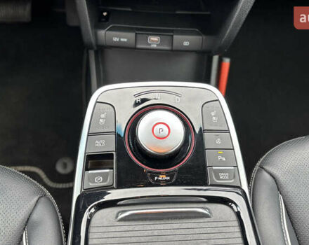 Чорний Кіа Niro, об'ємом двигуна 0 л та пробігом 110 тис. км за 19500 $, фото 57 на Automoto.ua