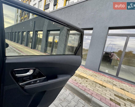 Черный Киа Niro, объемом двигателя 0 л и пробегом 128 тыс. км за 19600 $, фото 25 на Automoto.ua