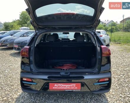 Черный Киа Niro, объемом двигателя 0 л и пробегом 115 тыс. км за 21300 $, фото 52 на Automoto.ua